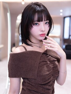イオ 本厚木(io) 20代30代大人ガーリーレイヤーボブ/顔周り似合わせカット