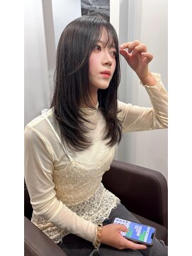 モテ髪　美人見えシルエット