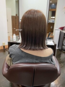 ラリュエル 江曽島店(La Ruelle.) グレージュ