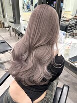 サンク 原宿 表参道(cinq) 原宿グレージュケアブリーチ顔まわりレイヤーカットミルクティー