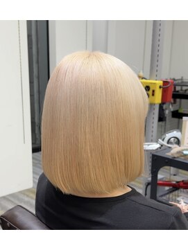 アフューズバイストゥー(Vfuse by StueW) ブロンドベージュ