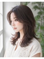 エル(LE)&nbsp;横顔美シルエット　大人ミディアム