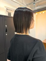 ローマージングウマエ(ROAMER jingumae)&nbsp;切りっぱなしボブ