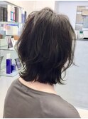 ミディアムヘア毛先パーマことりベージュ黒髪ウォーターフォール