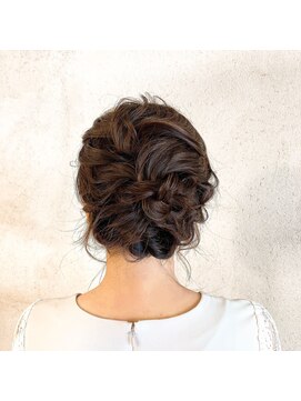 ムードコア(mu;d-Coa) 【寺澤千春】飾りなしでも◎ ミディアム お呼ばれヘアセット