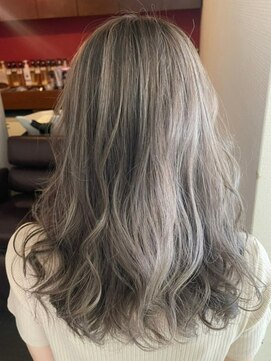 アンジー(an'gie) 【アンジー　千早】シルバーグレージュ