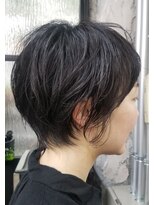 メリケンビューティーパーラー コウベ(MERICAN BEAUTY PARLOR KOBE) 黒髪ショーウルフ 【tomo】]