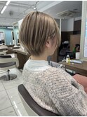 襟足スッキリ!くびれショート