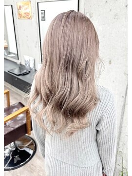 ルア モアナ バイ ヘッドライト 小田原2号店(Lua Moana by HEADLIGHT) #ケアブリーチ#ハイトーン#ミルクティーベージュ