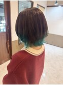 レイヤーカット　裾カラー　エメラルド