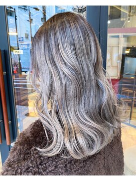 デイジーロータス(DAISYLOTUS) 【シライ】毛先とハイライトカラーで育てるカラー