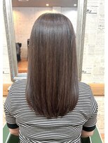 ベルナ(BELUNA)&nbsp;梅雨時期にオススメ☆ウトエトストレート × 明るい白髪染め ★