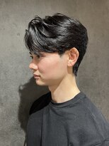 ニコ トウキョウ ヨコハマ(nico)&nbsp;メンズセンターパートニュアンスパーマ毛流れメンズパーマ