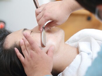 シークレットベース 髪の家(secRet base)の写真/《理容室》男磨きフルコースは必見。リピーター続出で大好評のお得メニューで肌も明るく好感度UPstyleへ！