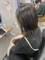 フラワーバイ ビーガーデン(FLOWER by B.GARDEN)&nbsp;ブリーチなしインナーカラー
