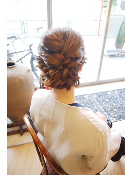 ベル(BELL) ゆったりアップスタイル【BELL桜新町/用賀】