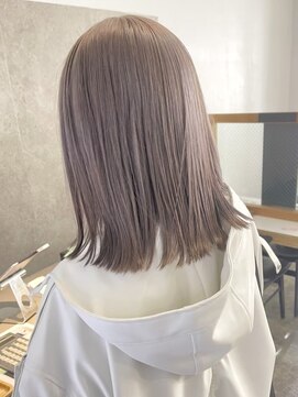 サンク 原宿 表参道(cinq) ミルクティーベージュダブルカラーインナーカラーケアブリーチ