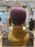カシスピンクショートボブ