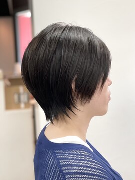 ジールヤマグチ 朝霧駅前店 大人女性に人気なショートボブ☆【白髪ぼかし、白髪染め】