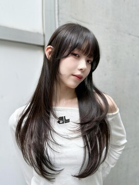 ニューヨークニューヨーク 梅田茶屋町店(NYNY) レイヤーカット 顔まわりカット ワンカール 小顔