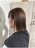 ぱつっとボブ