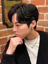 プレミアムバーバー 銀座店(PREMIUM BARBER produce by HIRO GINZA) センターパートフェザーパーマ