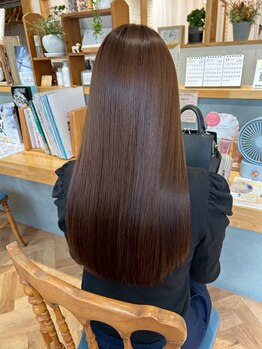 ベルタバイメルク(belta by merc.)の写真/大人の髪に、上質な艶と心地よさを。半個室で叶える美髪ケア◎パサつき/広がりなど髪のお悩みを解消＊