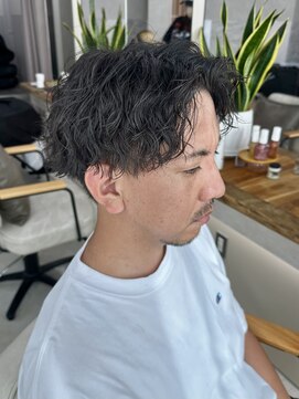 エレ 博多(ere) 大人モテ髪/波巻きスパイラル/くるくるハネないパーマ