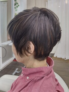 ヘアアンドビューティ ガーデン ベルモール店(HAIR AND BEAUTY GARDEN) 宇都宮ショートボブマッシュボブ白髪ぼかしショートカット60代