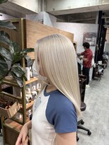 シールドヘアー 沖縄 新都心(C'LD Hair) ホワイトカラー/那覇ハイトーン/沖縄ハイトーン