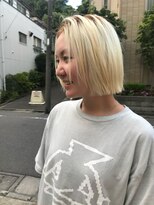 フェンヘアーアイス 中目黒(Fen.hair ici)&nbsp;ハイトーンホワイトブロンド×韓国風切りっぱなし小顔ボブ