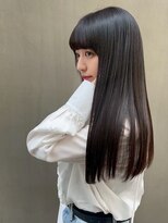 ジーナ 浦和(Zina)&nbsp;多めのバング×ロングストレート