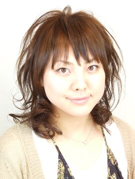 セブンフィズ(SEVEN fizz) キュートカジュアルな愛されミディアム