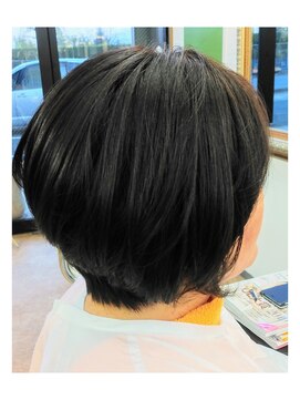 ヘアー リ ミックス(HAIR Re-MIX) ボブベースのグラデーション、ショートスタイル♪