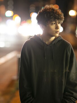 セカンドルーム ティーシーヘアー(2nd room TC hair) “ハイトーンで抜け感をプラスした”ソフトリーゼントスタイル