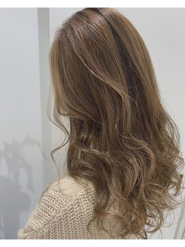 クレア 上大岡(CREA) □ハイライト/ケアブリーチ/ベージュカラー