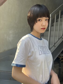 ビビト(bibito) bibitoマッシュウルフ　ショートウルフカット　顔まわりレイヤー