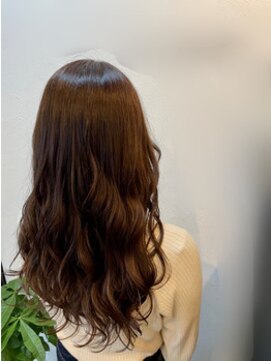 オレロ 国立(olelo) 大人ガーリー/似合わせカット/リバースセンターパート/国立