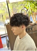 縦落ちツイストスパイラルパーマ