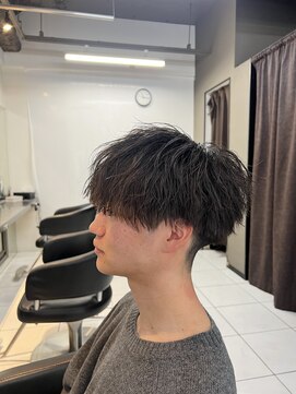 アイズ 海老名(AIZU) 波巻きツイストスパイラルパーマ　ツイストパーマ　メンズパーマ