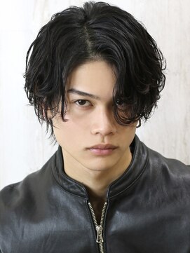 ベーア メロー(Bar mellow) 波巻きパーマ波打ちパーマセンターパートメンズミディアム