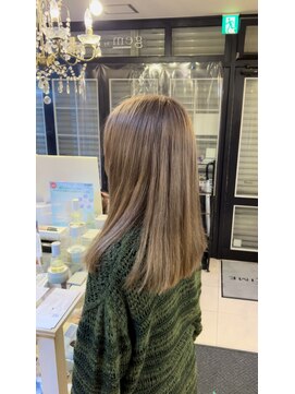 トータルビューティ ジェム バイ ヘアタイム(TOTAL BEAUTY gem by HAIR TIME) ミルクティーベージュ