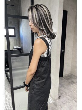 アコ(Aco) ★ミディアムレイヤーボブ×コントラストハイライト★