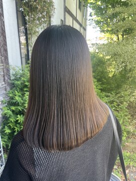 ルプラ ガーデン(le-pla garden) ツヤツヤストレート