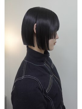 ウィットサークル(wit circle) sheer black bob  シアーブラック　ボブ