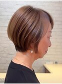 表参道くびれショート白髪ぼかし切りっぱなしボブレイヤーカット