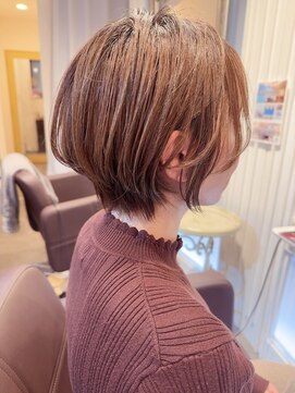 カナロアバイボニークチュール(KANALOAbyBONNY COUTURE) レイヤーショート 40代ショートボブ ショートボブ 白髪染め