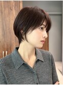 小顔サイドバングのくびれショートヘア白金台目黒