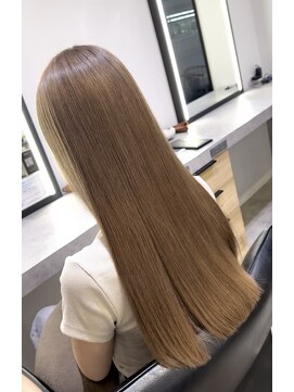 ミンクスプラス 流山おおたかの森(MINX plus) ハイトーンブリーチ