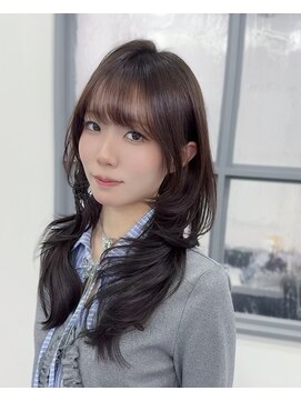 小顔に見せるならレイヤーの似合わせカット